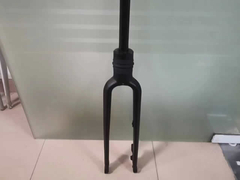 パーソナライズされたシングルショックバイクフォーク 25mm トラベルディスクブレーキ 100x15 トルーアクセル